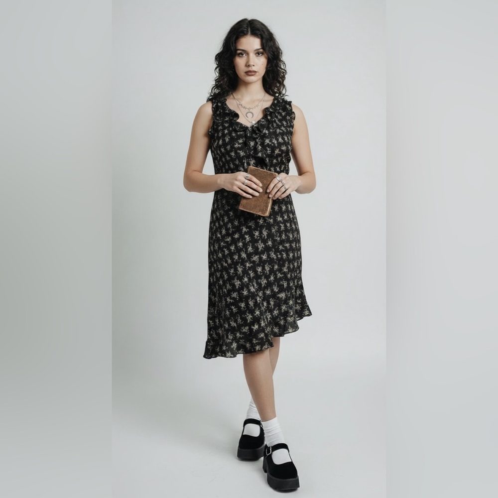 Jessica Black Floral Ruffle Knee Lenght Dress Sz 10 Romantic Cottagecore